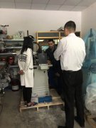 美國老板來我司看機器——磨床